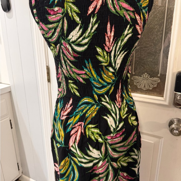 Croft & Barrow Black Maxi Dress with Colorful Leaf Pattern - Picture 3 of 4